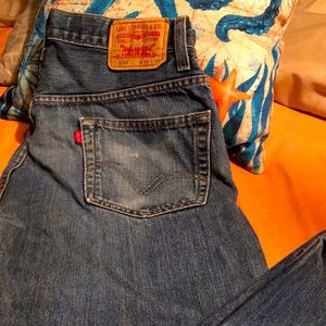 Levi’s Men’s 559 Jeans! 🤽🏼‍♂️